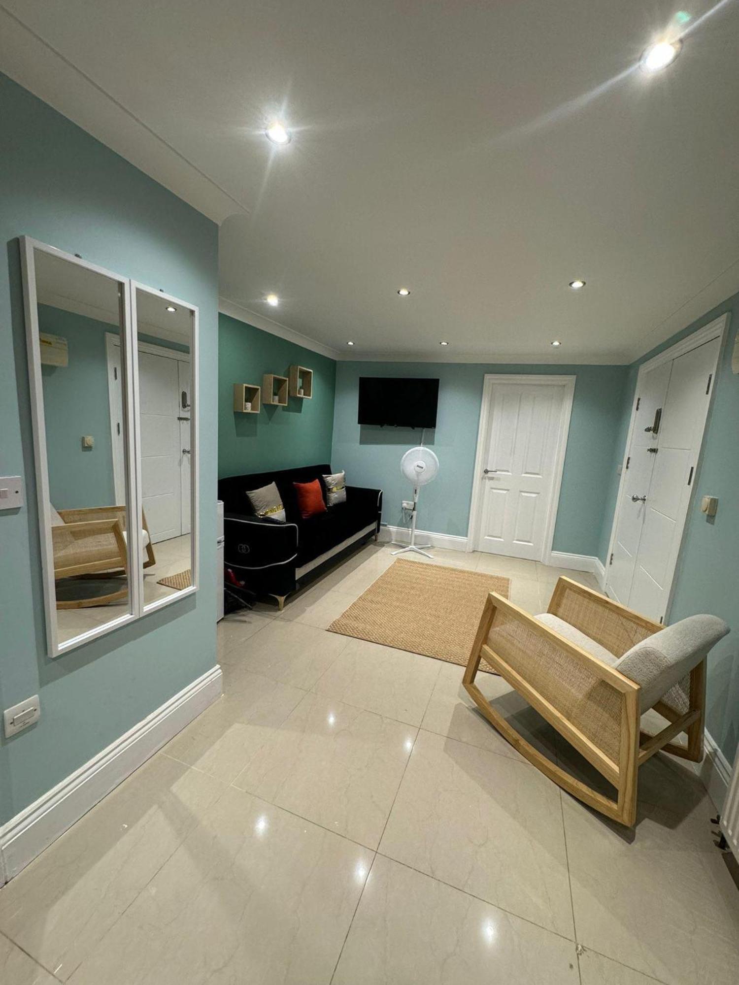 Park Avenue Luxury In Apartment
